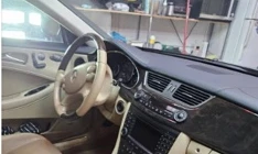 Mercedes interior from the business photo gallery